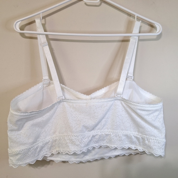 TORRID Lightly Lined 4-Way Stretch Lace Bandeau Longline Bralette Size 2 - Picture 8 of 11